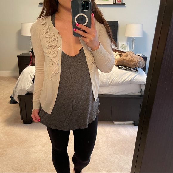 *Not for sale* Club Monaco soft gray cardigan - Picture 1 of 5